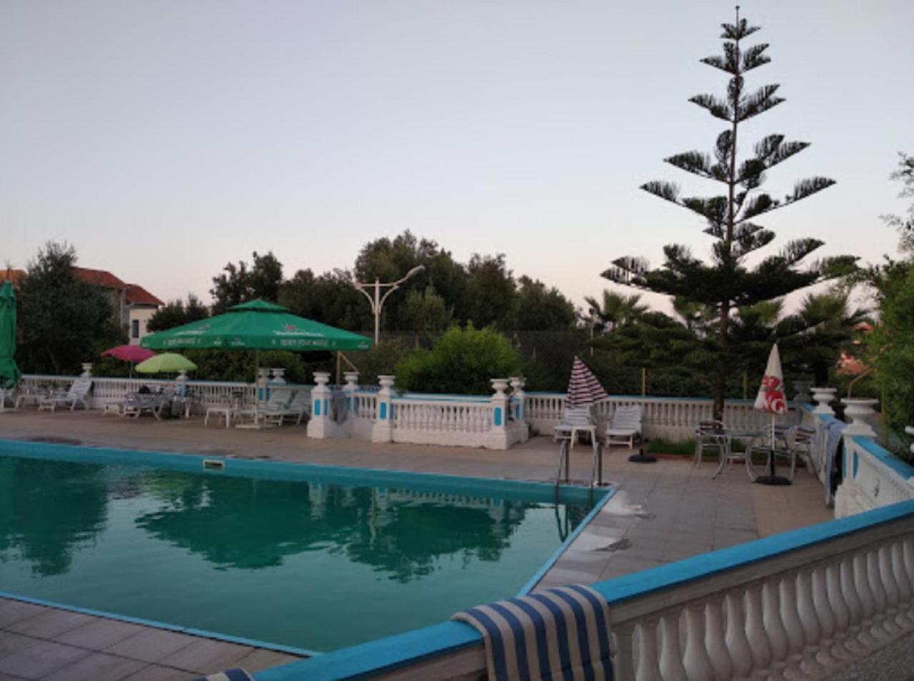 Rais Hotel Algiers Eksteriør billede